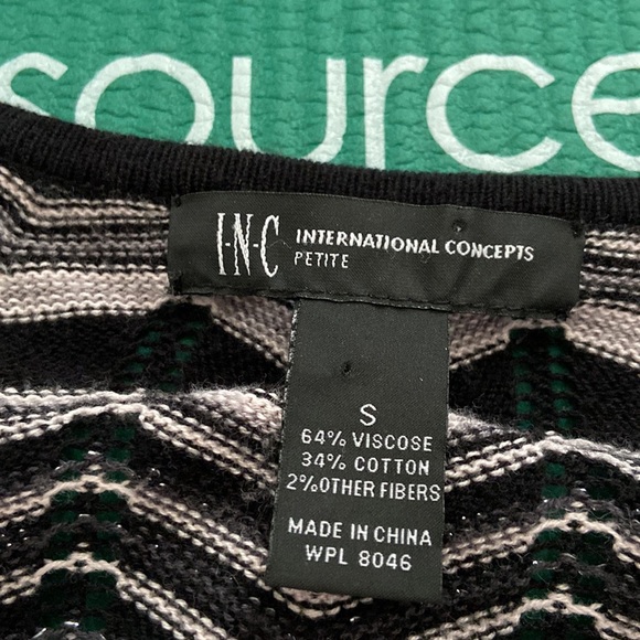 Stunning Pink Black Silver Keyhole INC Chevron Sweater; 1-of-a-kind! Sz Sm. - Picture 2 of 6